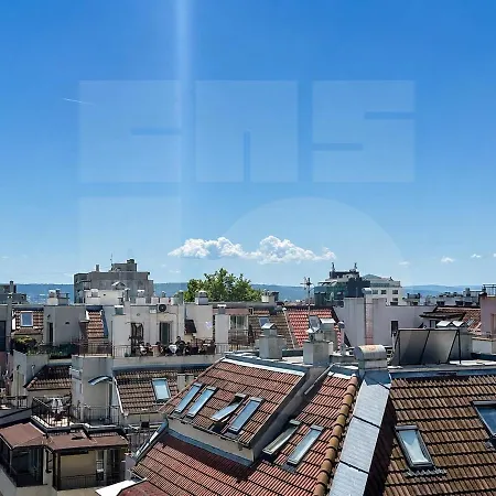1br Rooftop Cityscape דירה *